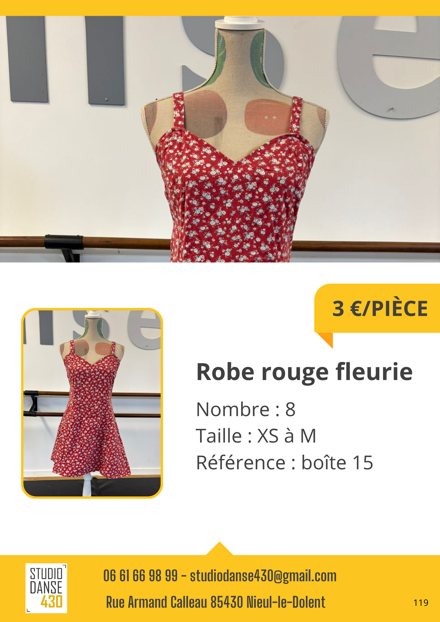 Robe rouge fleurie